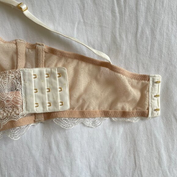 NWT Victoria's Secret Lace Halter Bra Lingerie (sz M) - Picture 7 of 7